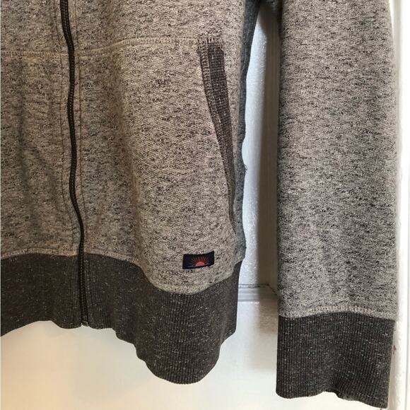 Faherty Double Knit Grey Sweatpant and Sweatshirt Set - Picture 6 of 16